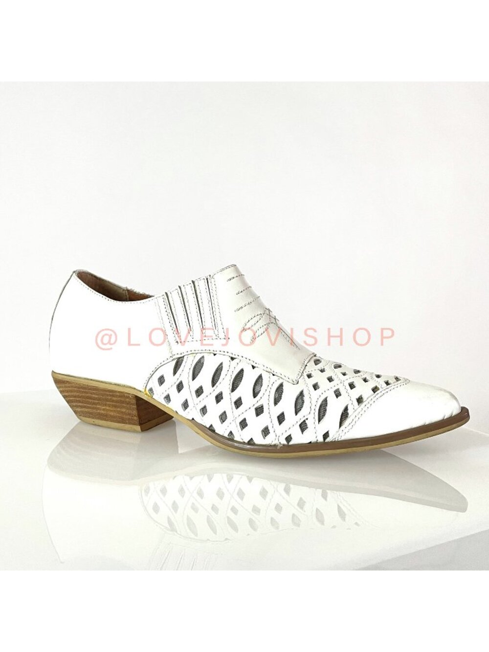 Western Boho | 90s Vintage! Nine West Die-Cut Ankle Cowgirl Boots White Leather